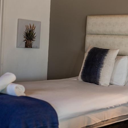 Out Of Africa Guesthouse Otjiwarongo Zewnętrze zdjęcie