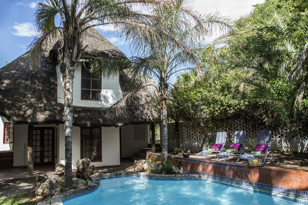 Out Of Africa Guesthouse Otjiwarongo Zewnętrze zdjęcie