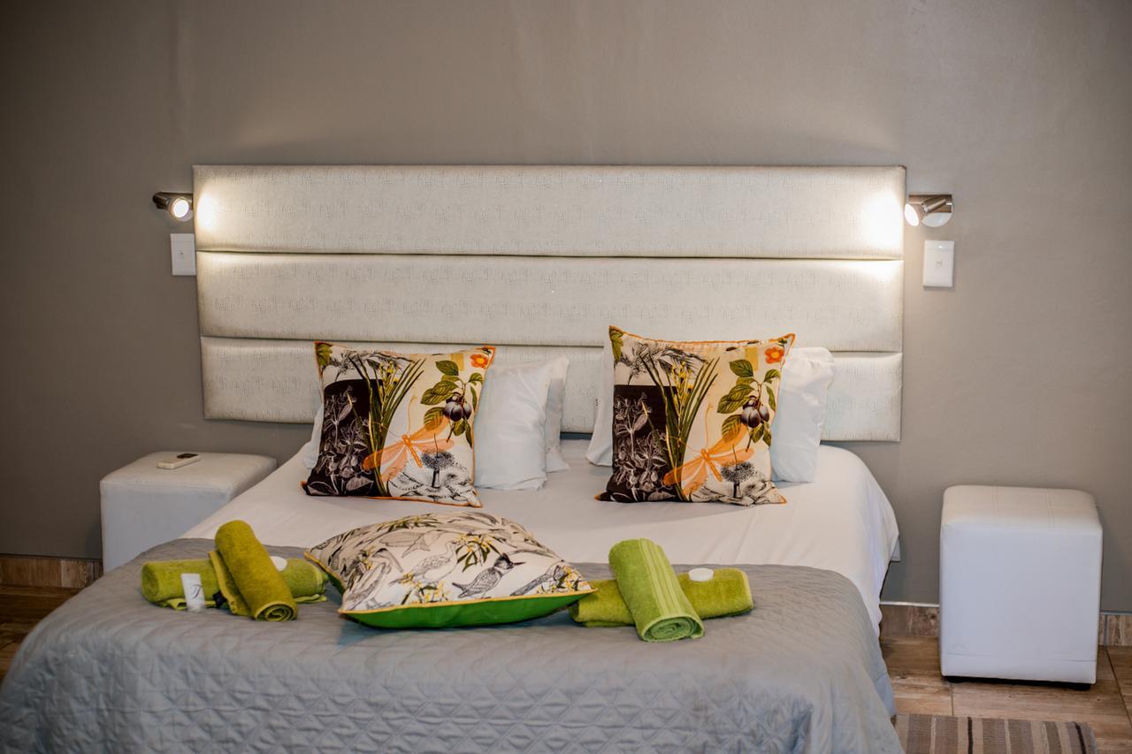 Out Of Africa Guesthouse Otjiwarongo Zewnętrze zdjęcie
