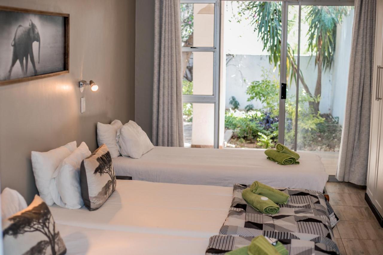 Out Of Africa Guesthouse Otjiwarongo Zewnętrze zdjęcie