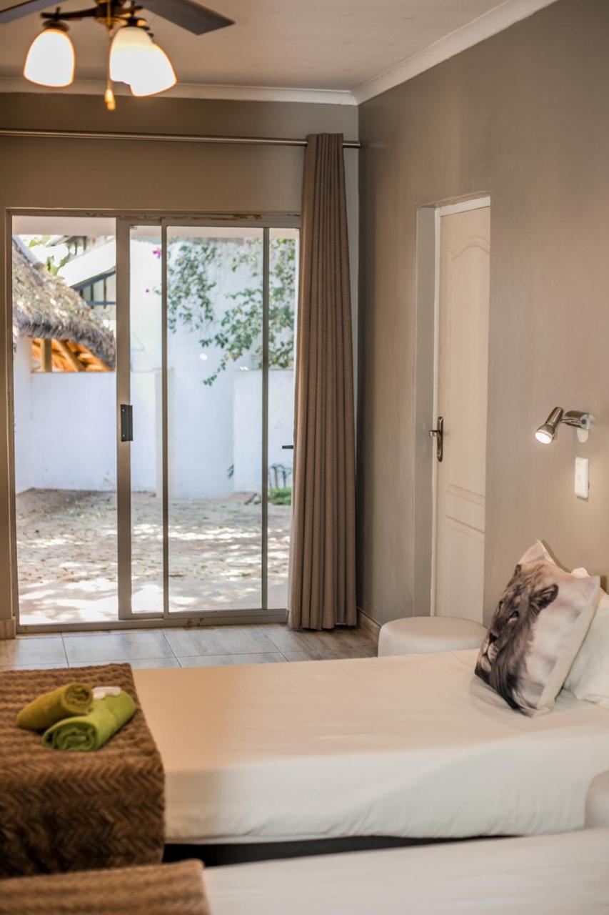Out Of Africa Guesthouse Otjiwarongo Zewnętrze zdjęcie