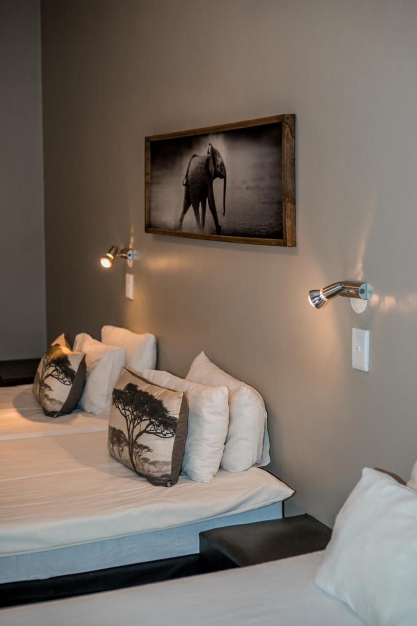 Out Of Africa Guesthouse Otjiwarongo Zewnętrze zdjęcie
